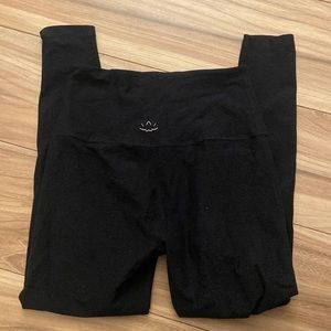Beyond yoga black leggings